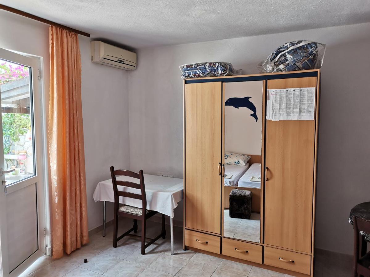 Apartments Radonic Hvar Town Exterior photo