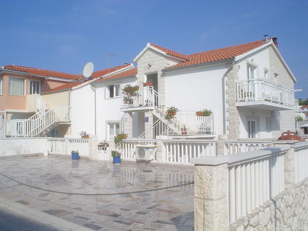 Apartments Radonic Hvar Town Exterior photo
